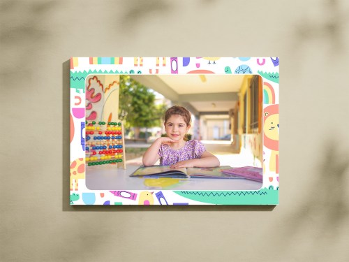 Free_Canvas_Mockup_12